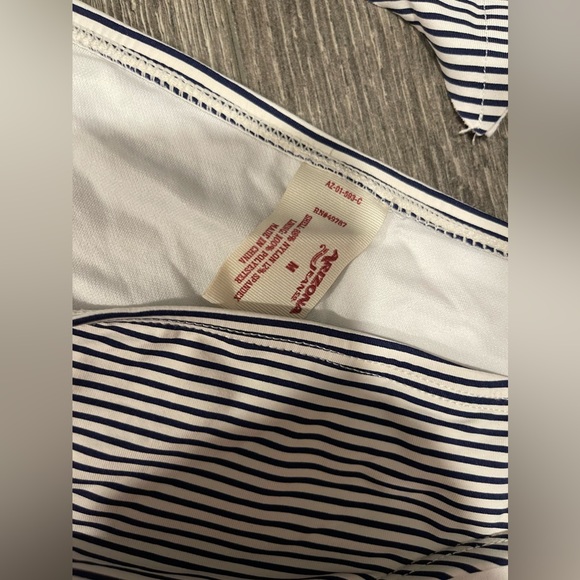 bikini - Picture 2 of 2